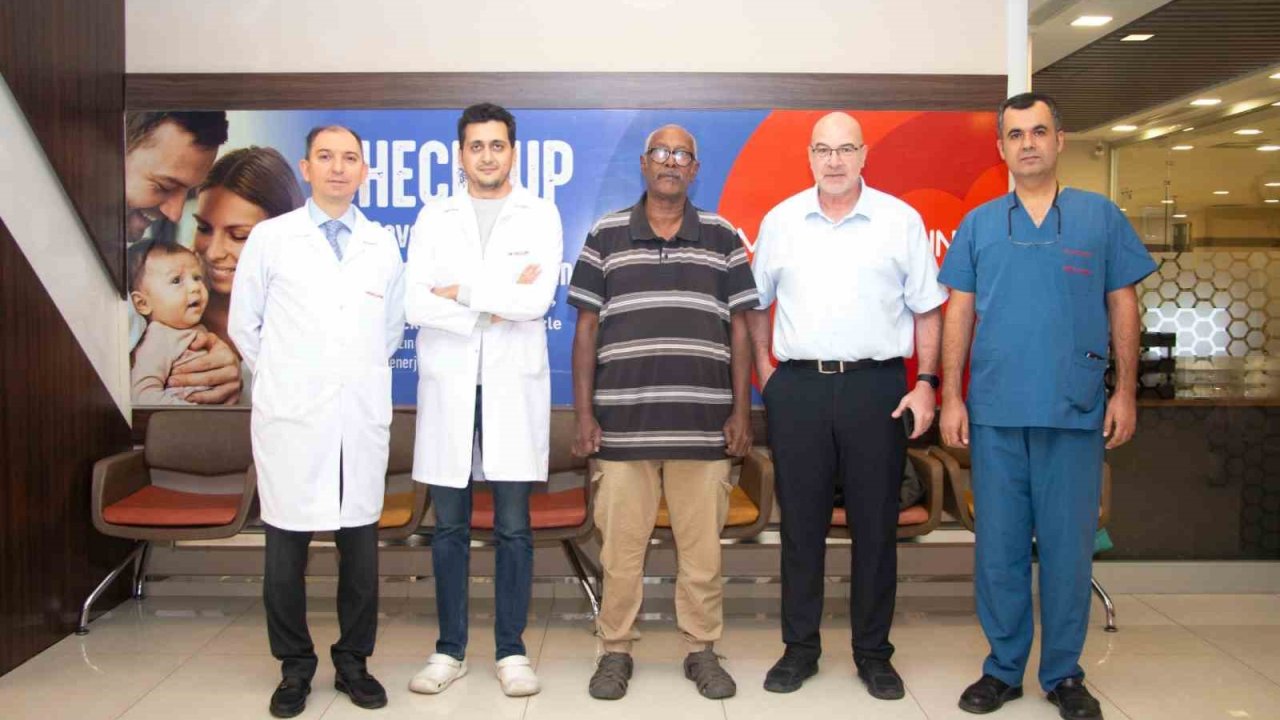 Ünlü Sudanlı Ressam, Medical Point’te sağlığına kavuştu