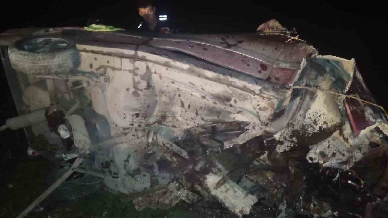 Gaziantep Kaza! Direksiyon hakimiyeti kaybolan otomobil takla attı: 1 ölü, 1 yaralı