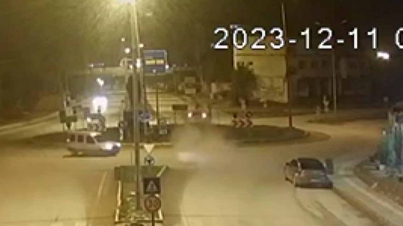 Otomobil kavşağa uçarak girdi