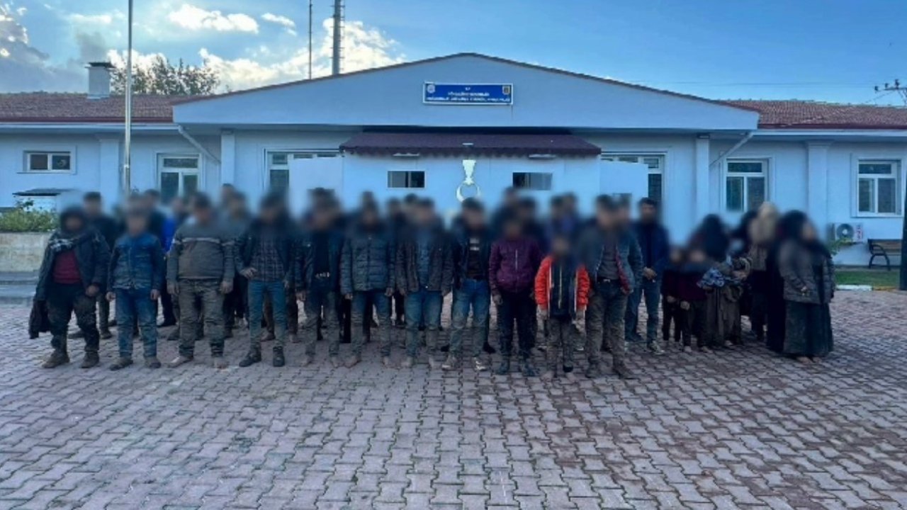 Gaziantep jandarma ekiplerinden göçmen kaçakçılığı operasyonu