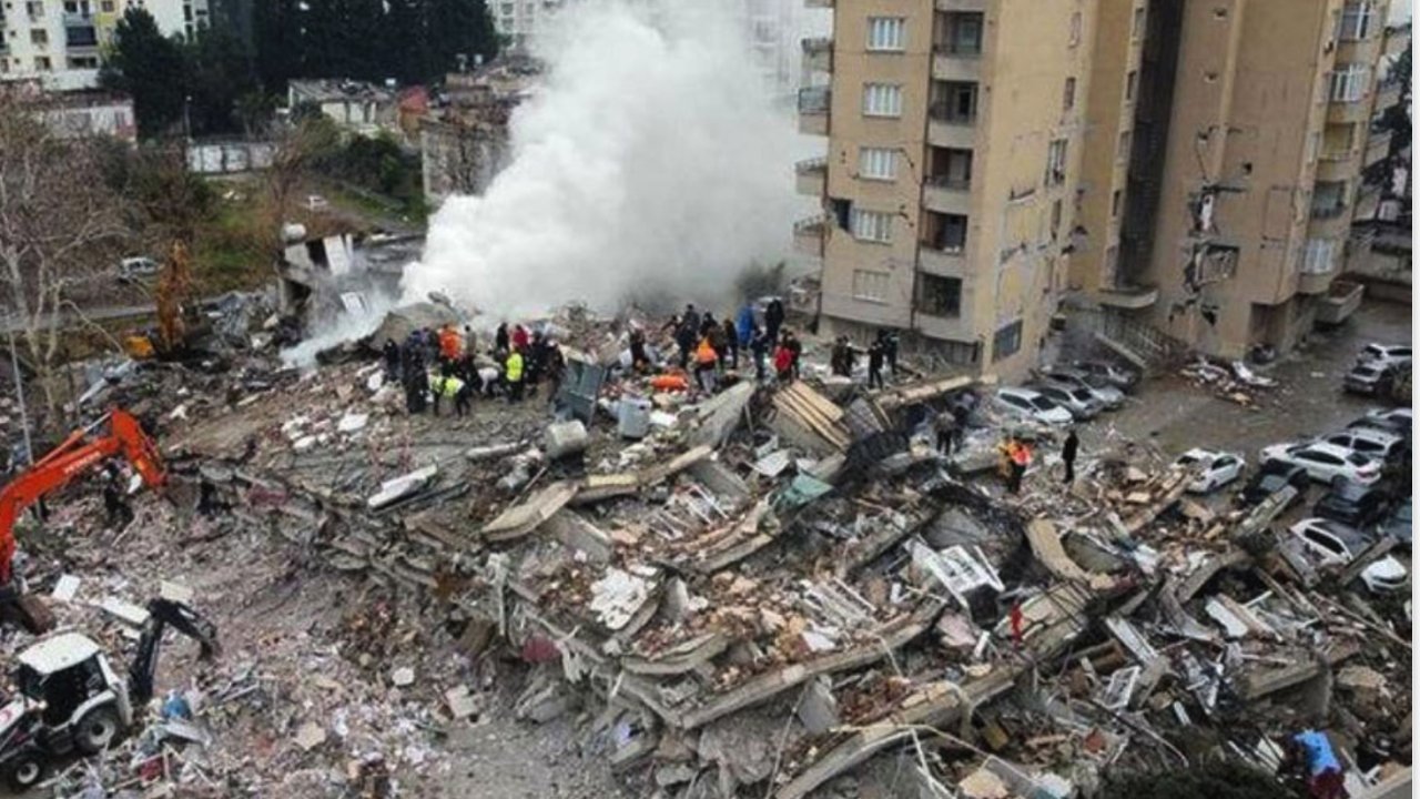 Hatay Ve Gaziantep 6 Şubat depremlerindeki Gibi Sallandı! İşte O Anlar