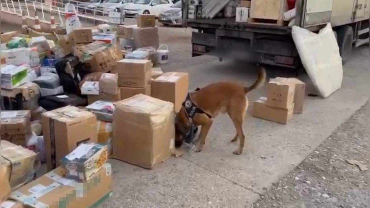 Tarsus-Adana-Gaziantep otoyolunda iki araçta 60 kilo 600 gram uyuşturucu ele geçirildi