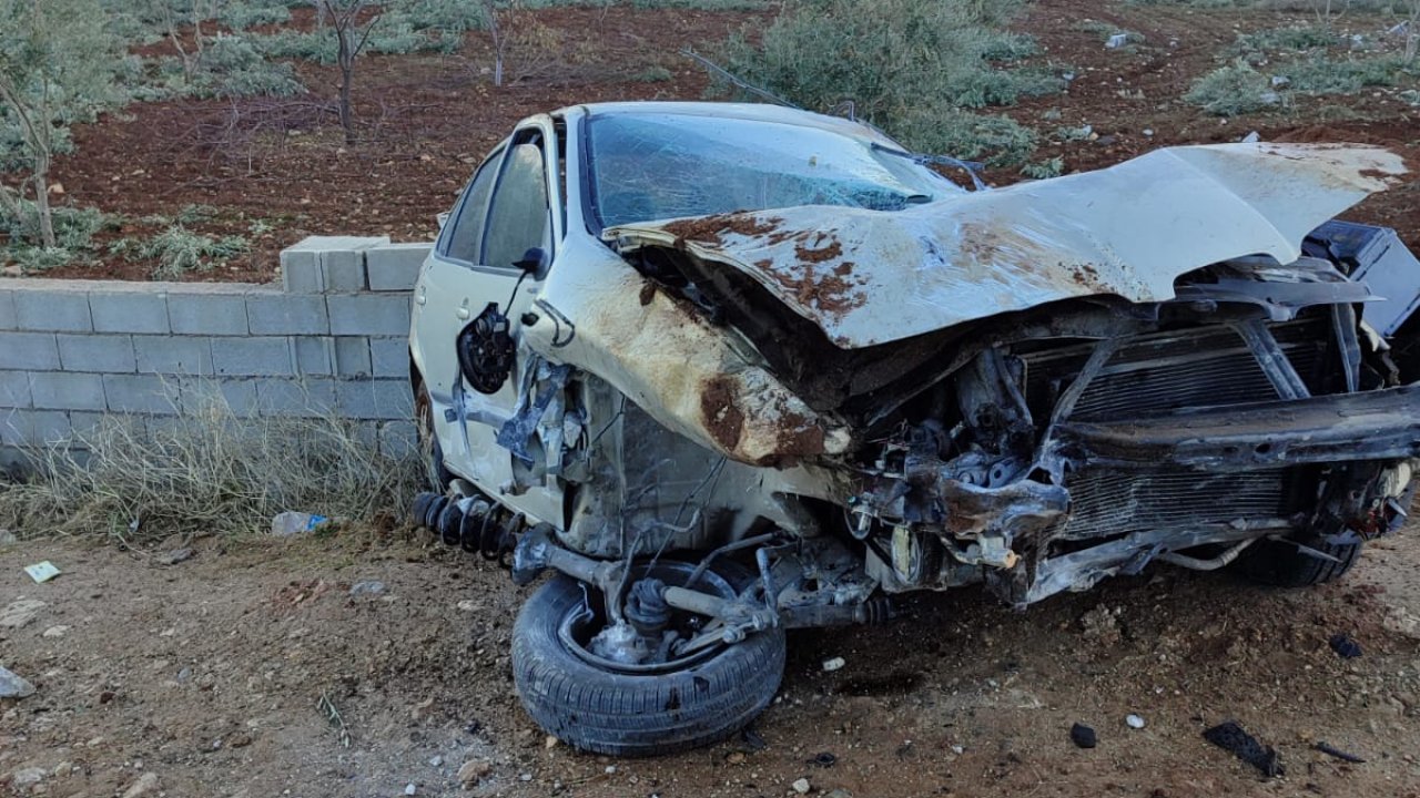 Gaziantep'te otomobil şarampole devrildi! Kazada 3 kişi yaralandı