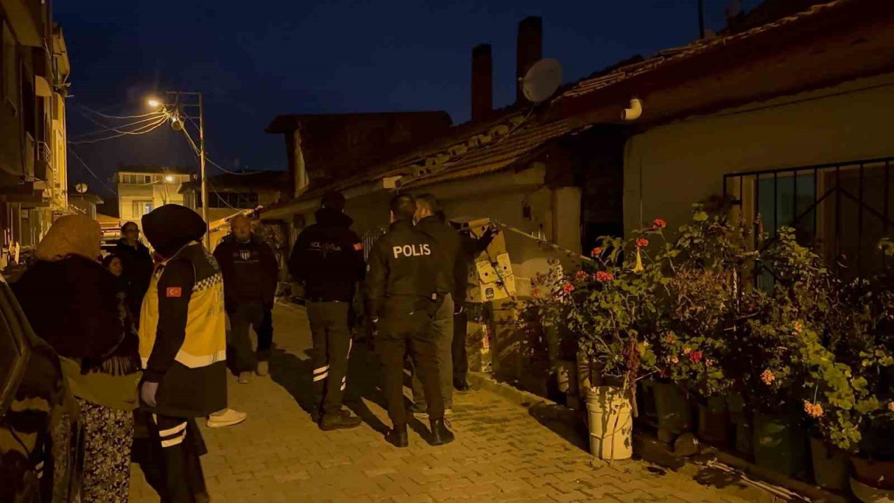 41 yaşındaki adam yalnız yaşadığı evinde ölü bulundu