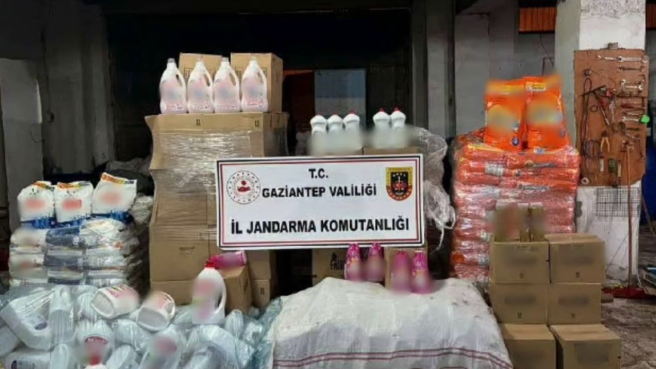 Gaziantep'te Jandarmadan kaçakçılık ve uyuşturucu operasyonu: 22 tutuklama