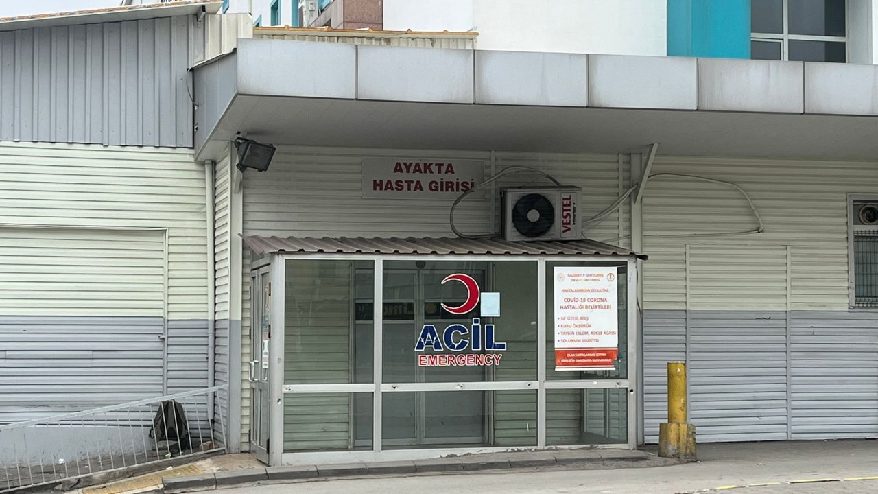 Gaziantep Şehitkamil Devlet Hastanesi acilinde bomba paniği! Acil servis boşaltılıyor