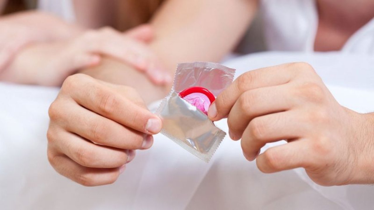 Sağlık Bakanlığı, prezervatif dağıtacak
