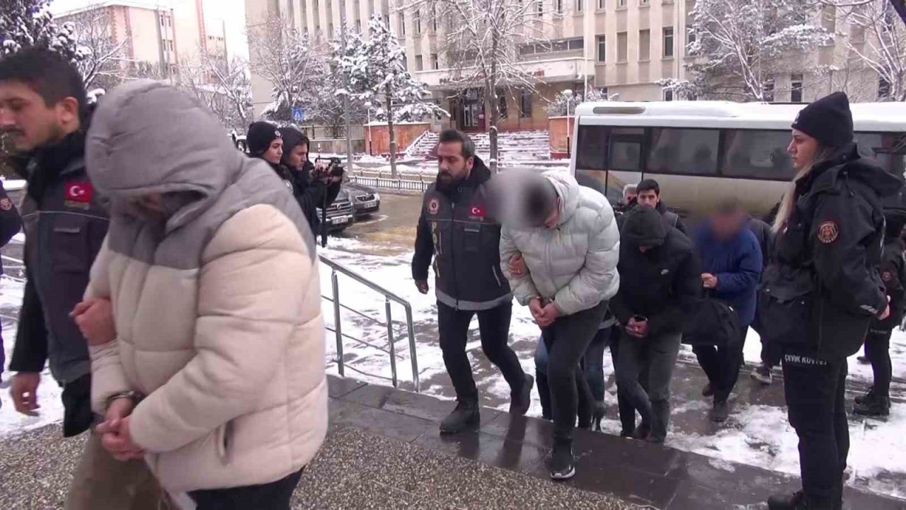 Erzurum merkezli Gaziantep dahil 10 ilde dolandırıcılık operasyonu