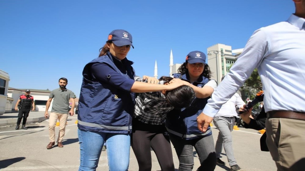 Gaziantep'te darp edilerek öldürülen 3 yaşındaki Lina Nazlı’nın katil zanlılarının tutukluluk halinin devamına karar verildi