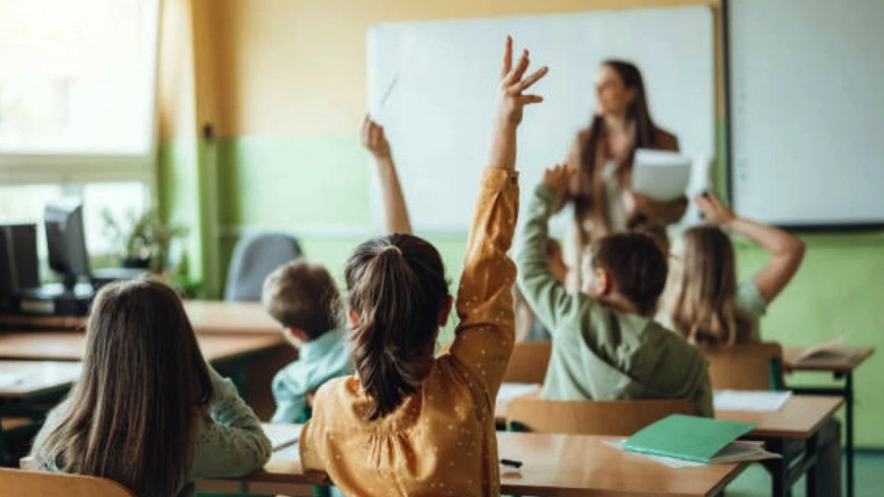 Gaziantep'te Ailelerin Yüzünü Güldürecek Haber: Velilere Her Çocuk İçin 5.330 TL Karşılıksız Eğitim Yardımı!