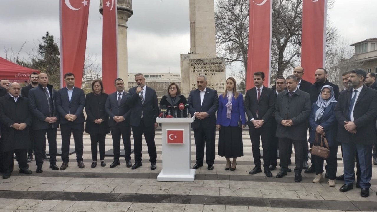 Gaziantep Büyükşehir Belediye Başkanı Fatma Şahin seçim çalışmalarına başladı
