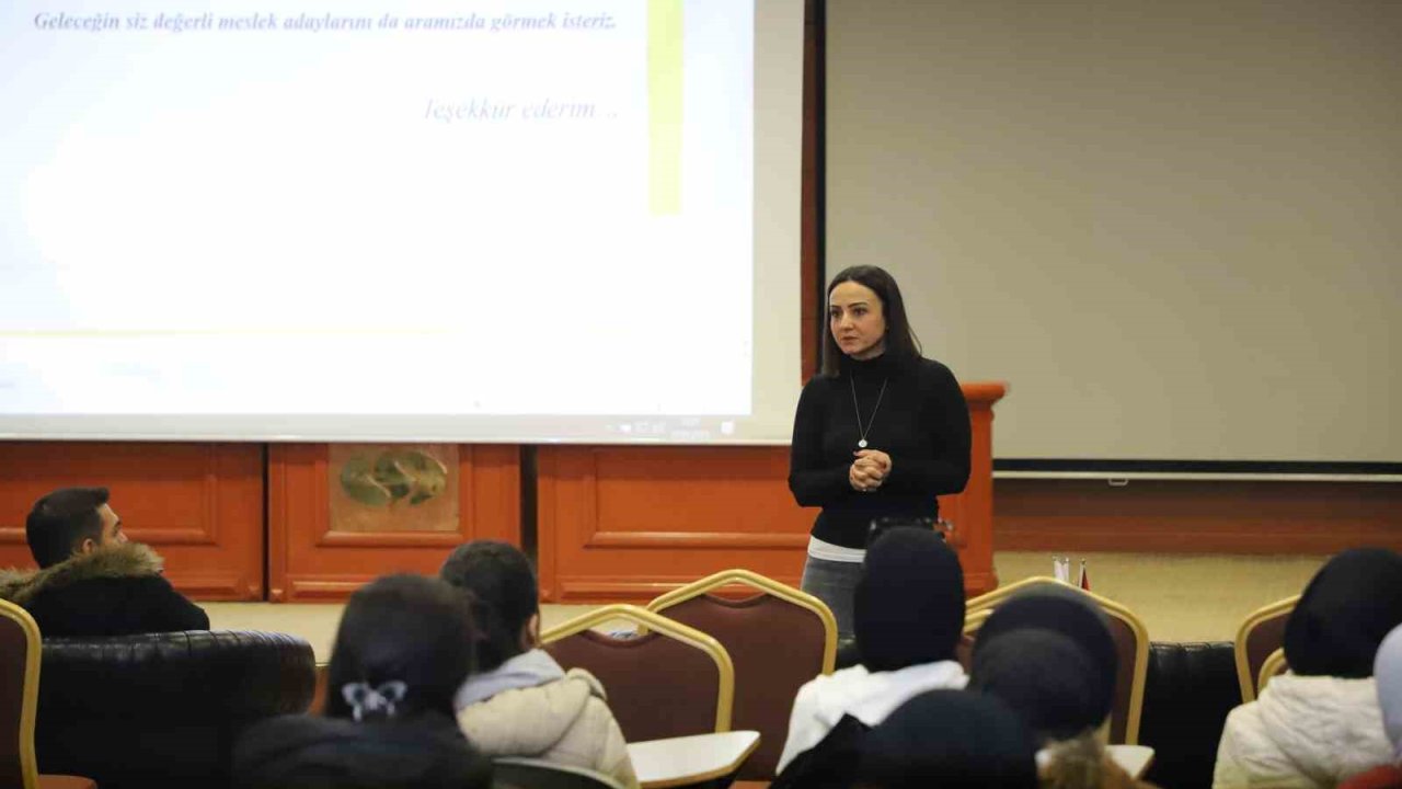 Aday öğrenciler SANKO Üniversitesi’ni ziyaret etti