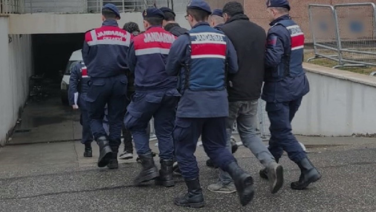Gaziantep'te Jandarmanın yakaladığı hırsızlık şüphelisi 14 şahıstan 9’u tutuklandı