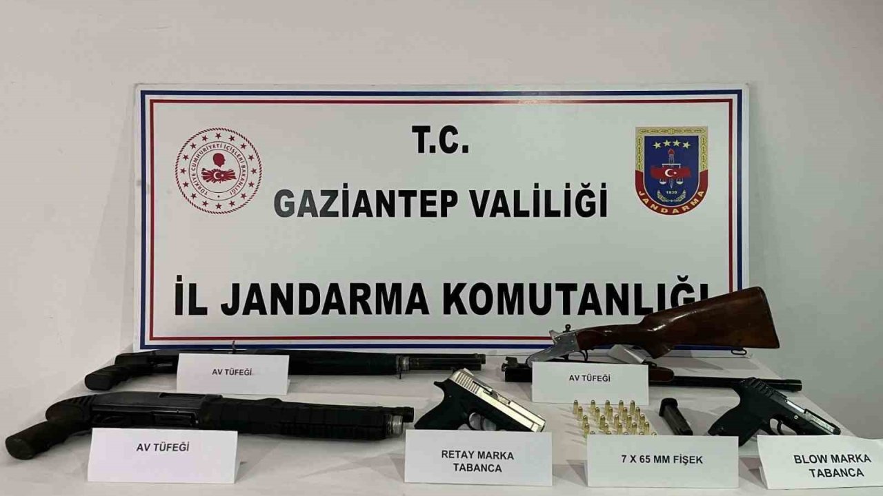Gaziantep’te ruhsatız silah operasyonu: 8 gözaltı