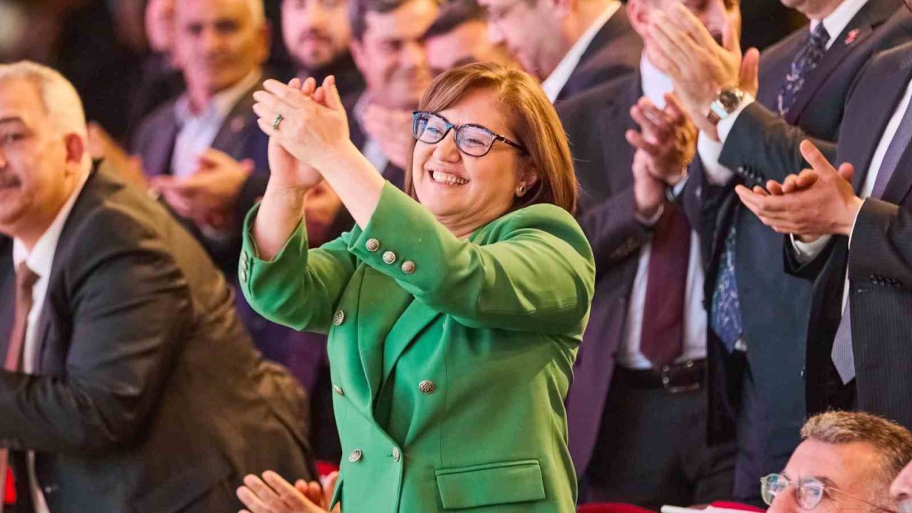 FATMA ŞAHİN GAZİANTEP'İN BAŞKANIYIM DEDİRTTİ! Gaziantep Büyükşehirde SEÇİM BİTTİ dedirtti...