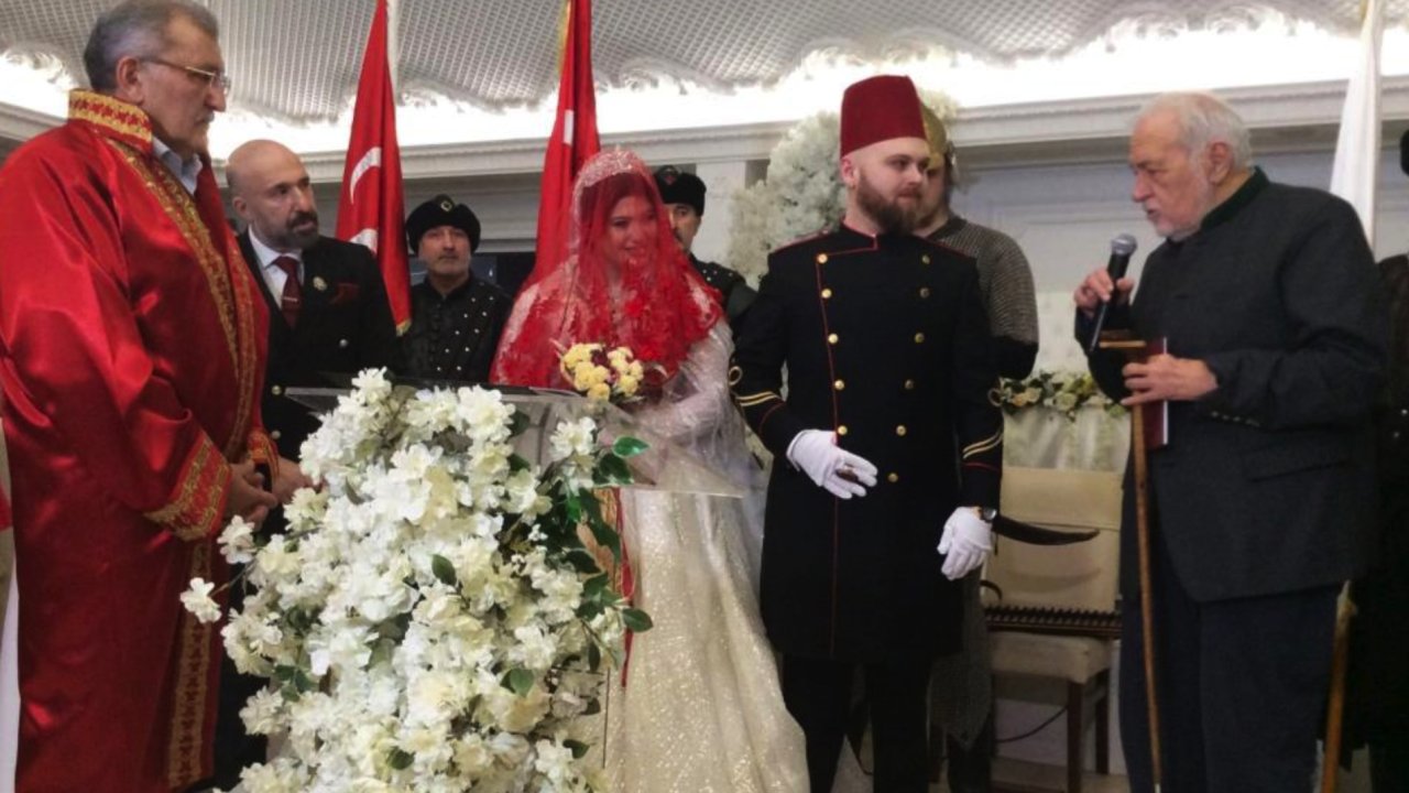 Osmanlı Hanedanının mutlu günü! Sultan II. Abdülhamid Han’ın torunu Berna Sultan Osmanoğlu dünyaevine girdi