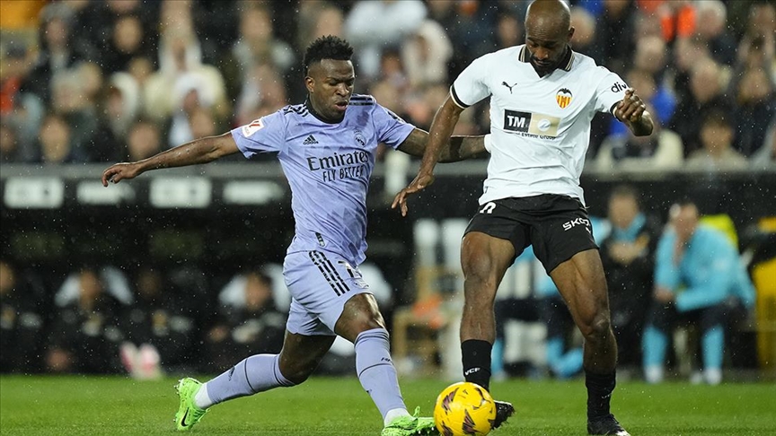 Real Madrid kayıplarda… Valencia deplasmanında puan bıraktı