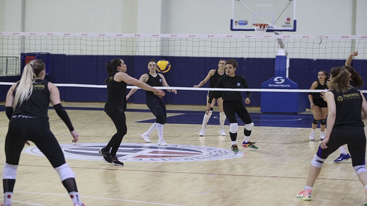 Gaziantep temsilcisi Merinos Voleybol, Sultanlar Ligi'ni gözüne kestirdi
