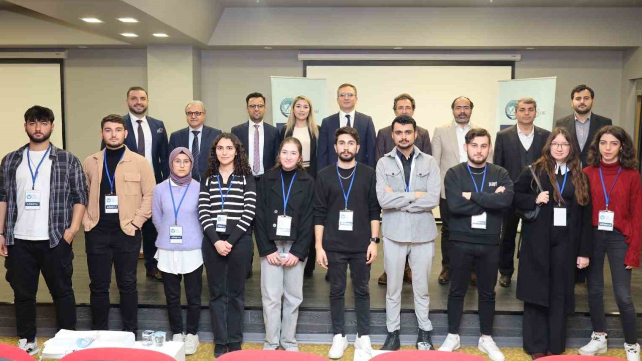 Gaziantep'te “Yapay Zeka Çağında Birey ve Toplum Çalıştayı” yapıldı