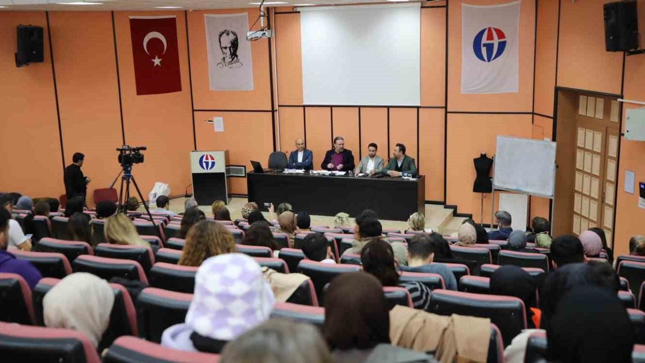 GAÜN’de Tekstil ve Halı Sektöründe Pazarlama paneli gerçekleştirildi