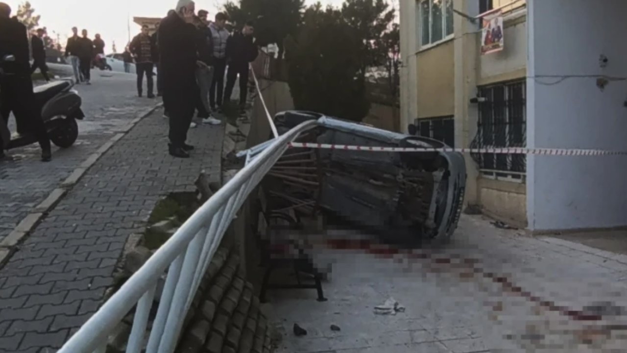 Gaziantep'te Feci Kaza! Otomobilin altına alarak metrelerce sürüklediği çocuk ağır yaralandı