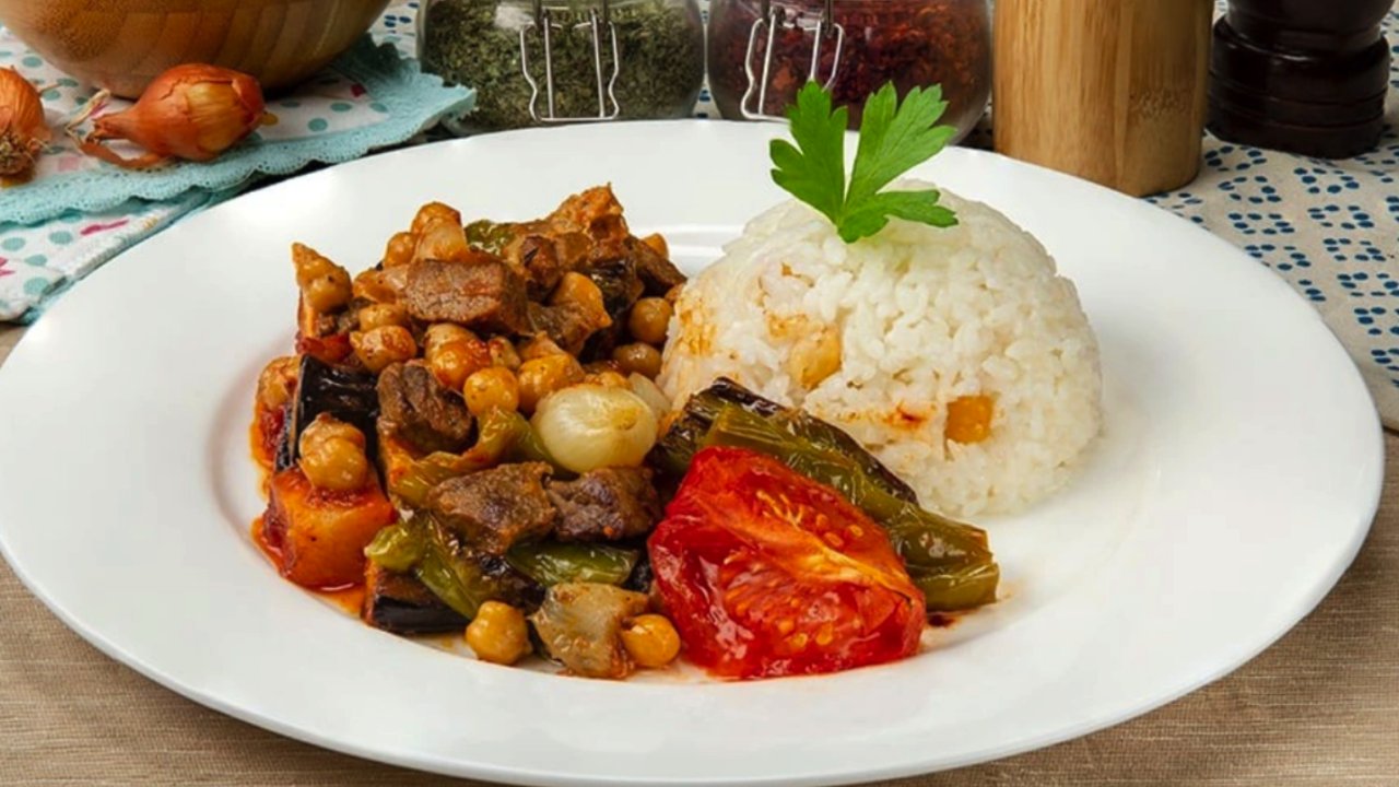 Ramazan Ayının İlk İftarı için Mükemmel Tarif: Ramazan Kebabı