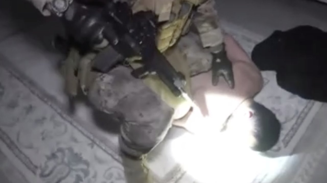 Gaziantep dahil 25 İlde “Narkoçelik-6” operasyonlarında; 8 ayrı sokak satıcısı yerel suç örgütü çökertildi