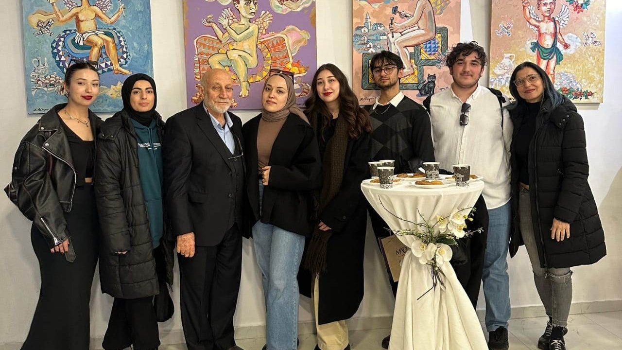 GAÜN’de "Dünden Bugüne Adım Adım" sergisi ziyarete açıldı