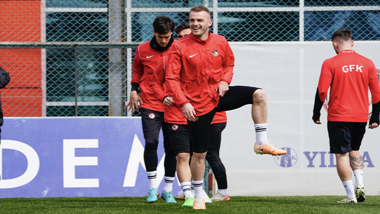 Gaziantep FK, yarın Çaykur Rizespor'a konuk olacak