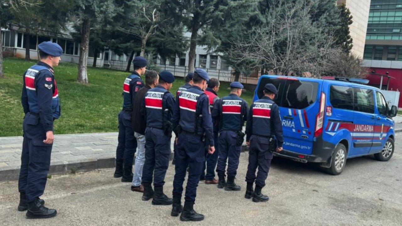 Gaziantep'te Baba Katili Evlatlar Yakalandı!
