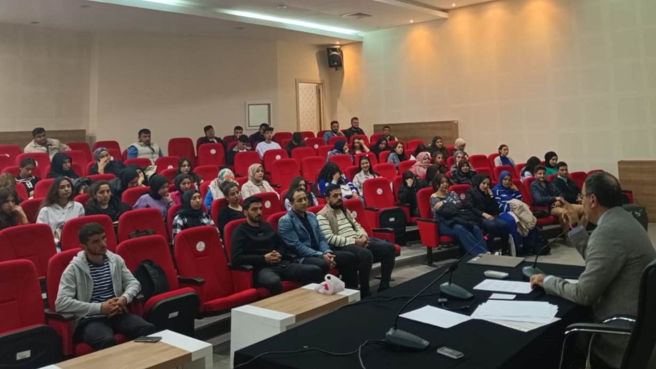 GAÜN’de 18 Mart Çanakkale Zaferi konferansı