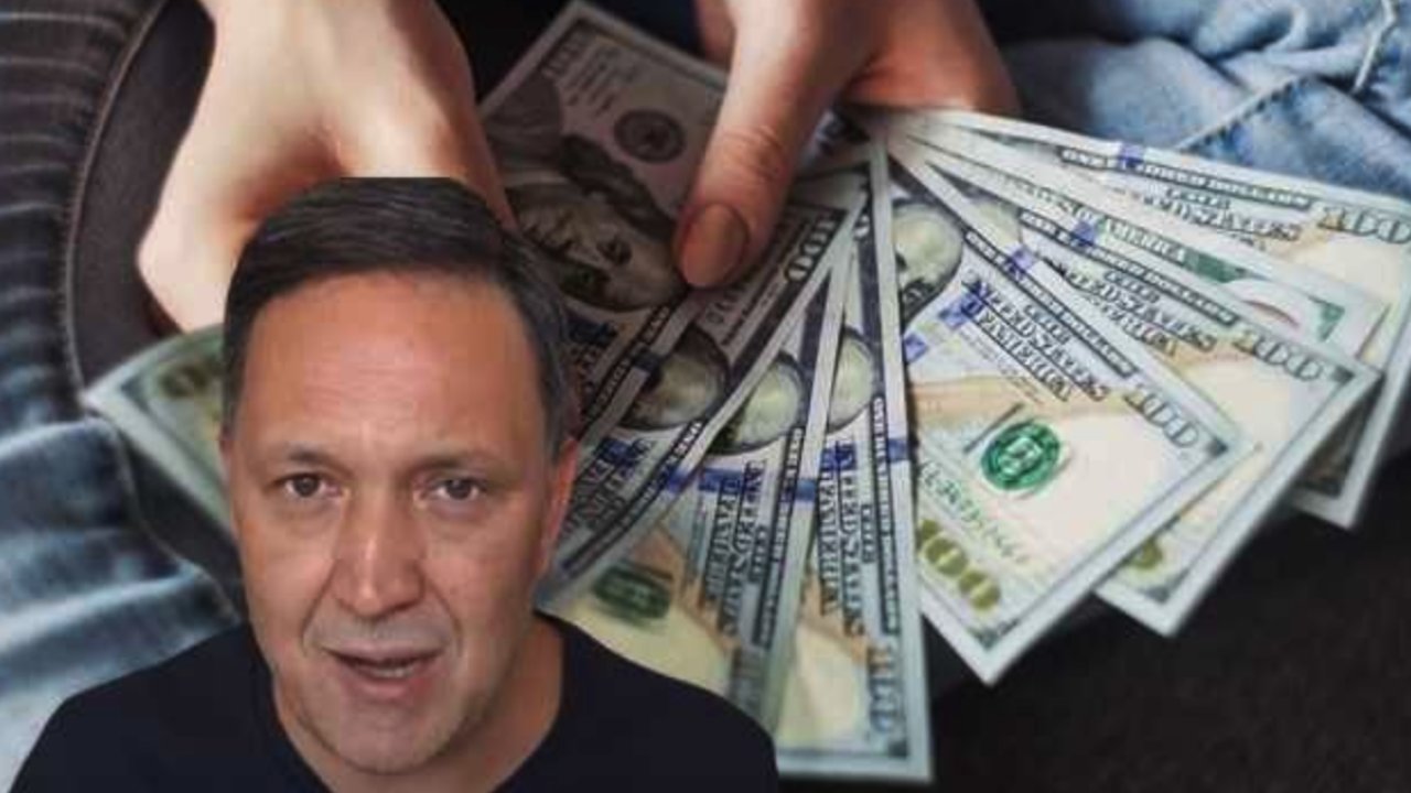 DOLAR FÜZE GİBİ YÜKSELECEK! Ekonomist Geçer'den Yeni Rekor İşareti!