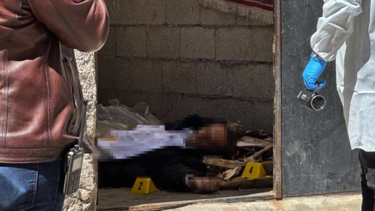 Yasak aşk cinayeti: Eşini ve sevgilisini öldürdü