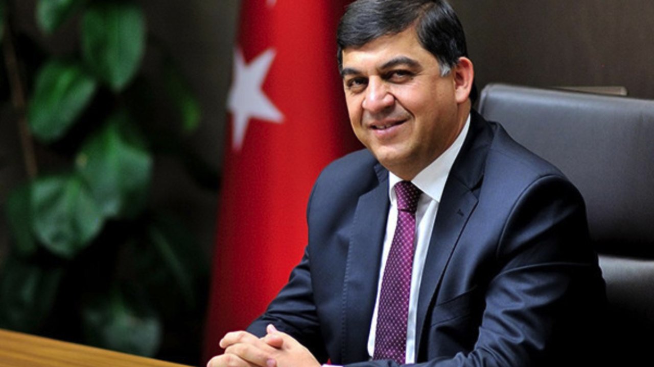 Rıdvan Fadıloğlu’ndan Şok Açıklamalar: 'Belediye'nin Kasasında Ne Kadar Para Var? Yıkılan Belediyenin Yeri Otel mi Değil mi?'