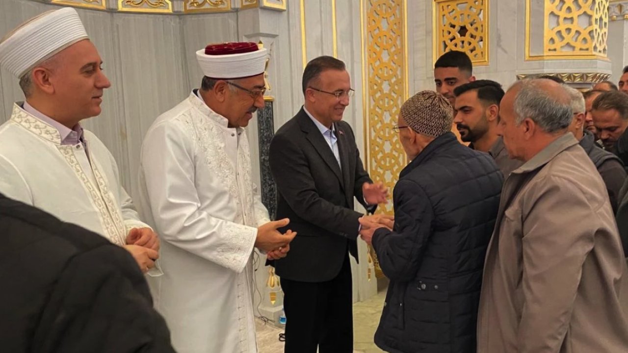 Gaziantep Valisi Kemal Çeber Vatandaşlar İle Bayramlaştı