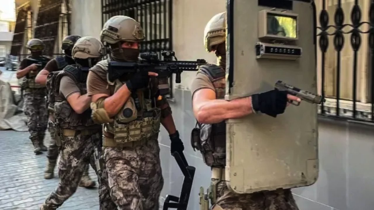 Gaziantep'te Silah kaçakçılarına büyük operasyon! Çok sayıda gözaltı var