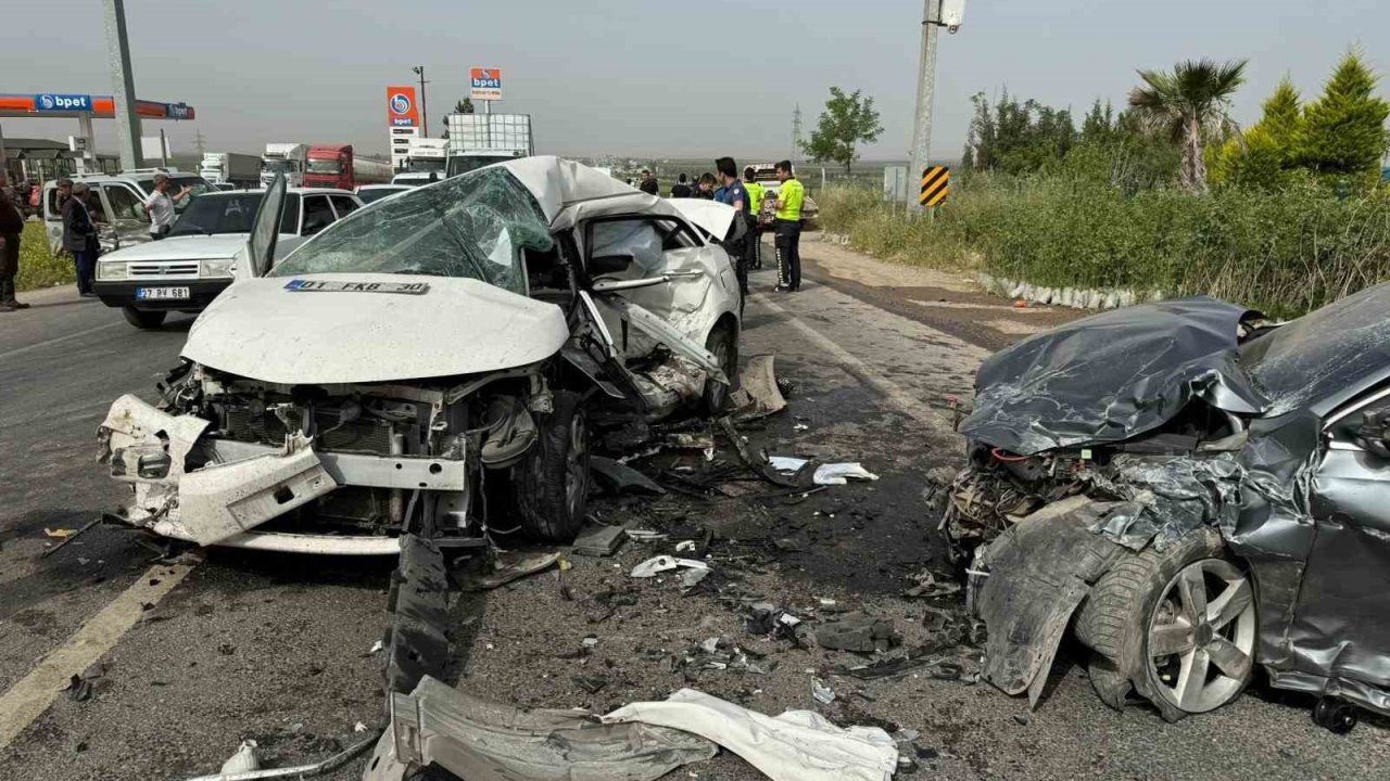 Şanlıurfa - Gaziantep Yolunda Feci Kaza! 7 yaralı
