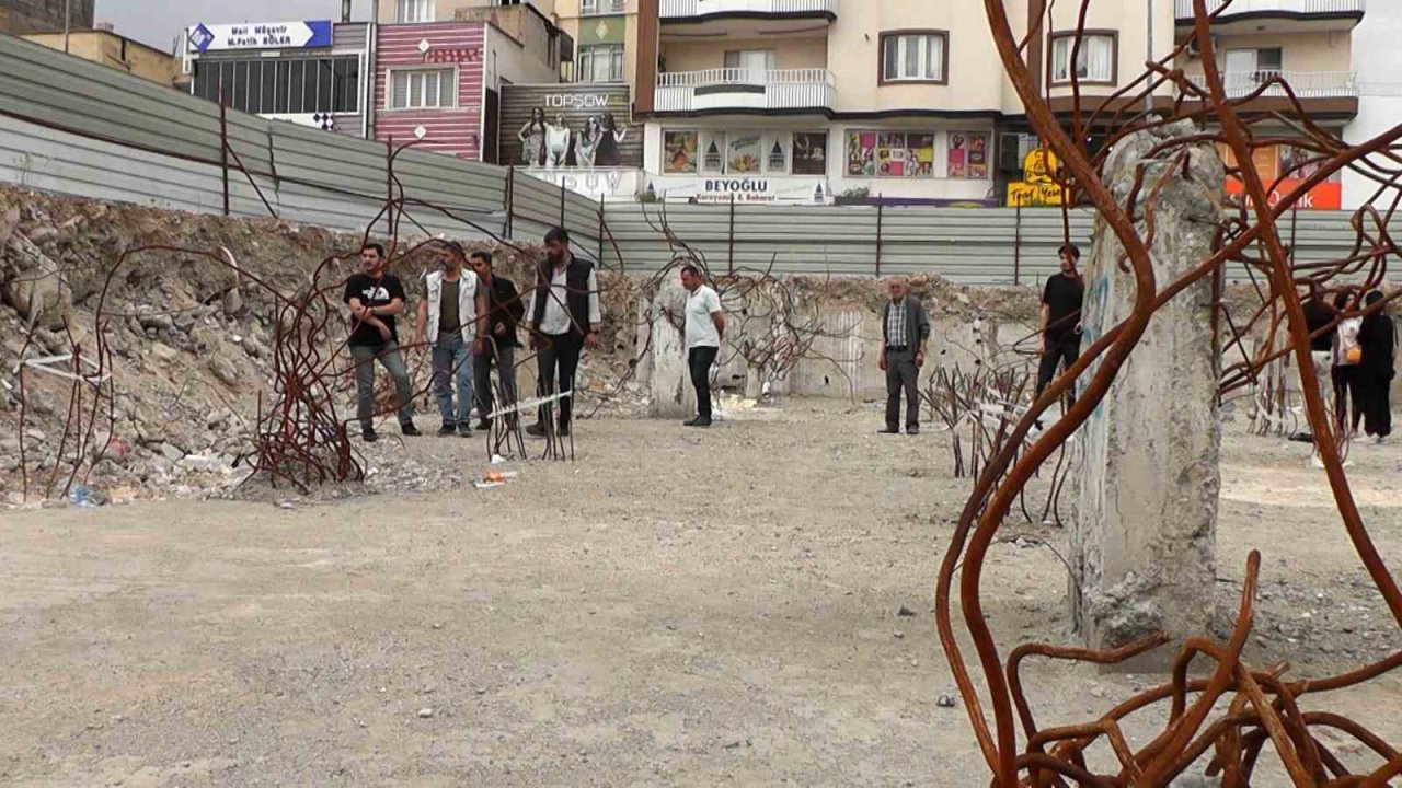 Gaziantep'te Furkan Aparmanı Davasında ŞOK KARAR! 51 Kişiye Mezar Olmuştu Kararı Duyan Yakınları İSYAN ETTİ!