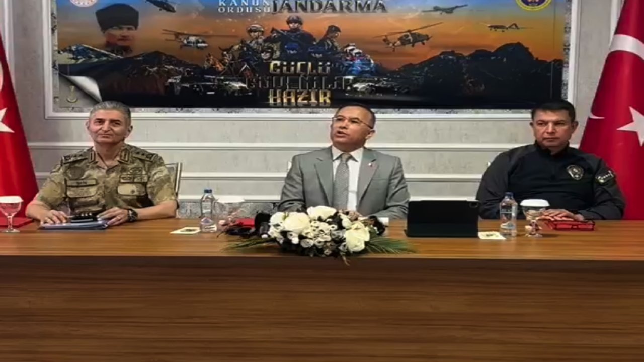 Gaziantep Valisi Çeber Gaziantep'te İntiharlar ve Lojman Krizini Değerlendirdi! CANLI YAYIN