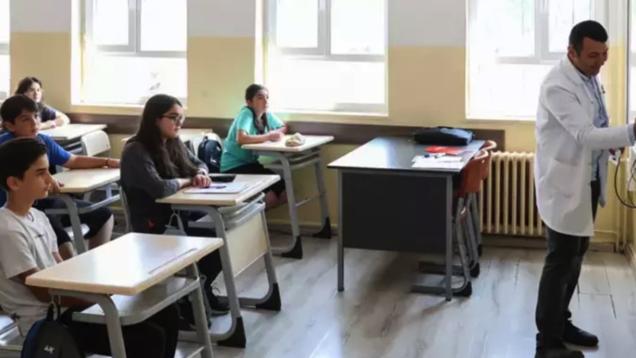 MEB DUYURDU! Gaziantep'te Yarın Okullar Tatil Mi?