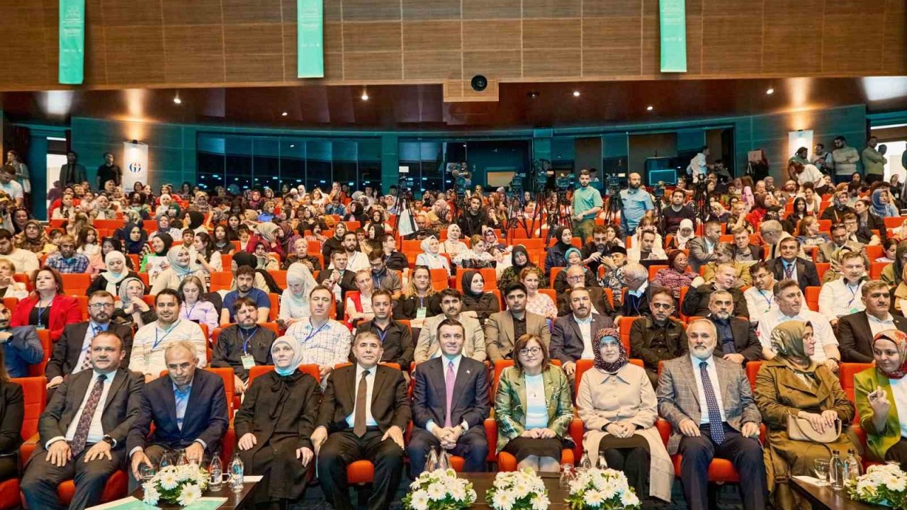 Gaziantep’te "2. Uluslararası Aile Sempozyumu" başladı