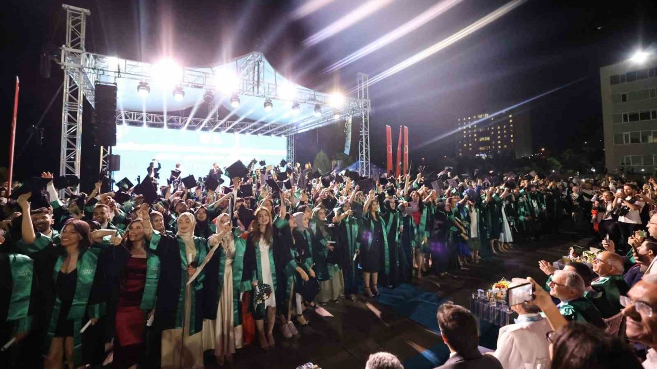 Gaziantep İslam Bilim ve Teknoloji Üniversitesi'nde (GİBTÜ) mezuniyet töreni düzenlendi