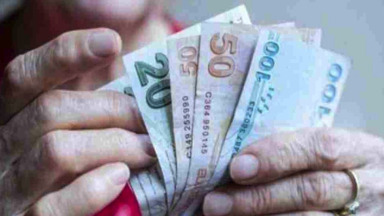 Emekliler İçin Çifte Ödeme Sevinci!