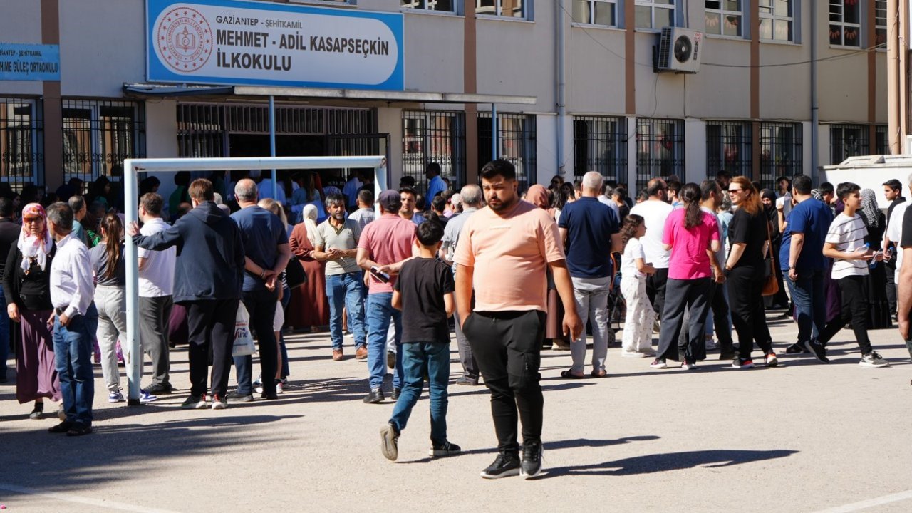 Gaziantep’te Heyecan Dorukta! LGS heyecanı başladı