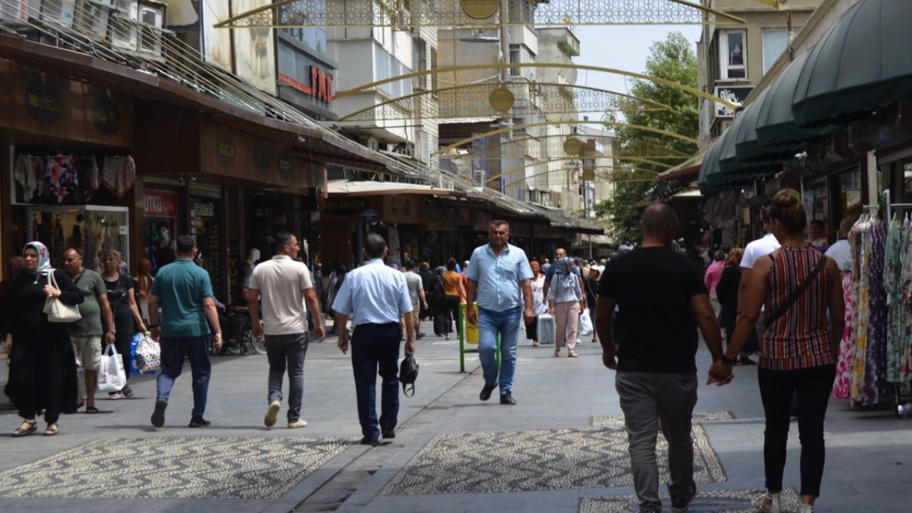Gaziantep'te vatandaş Borç BATAĞINDA!