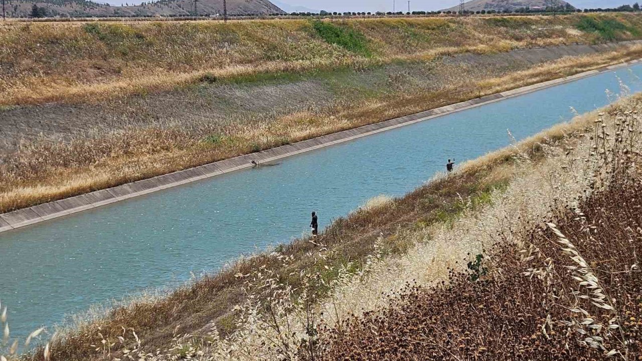 Gaziantep'te 17 yaşındaki genç serinlemek için girdiği kanalda kayboldu