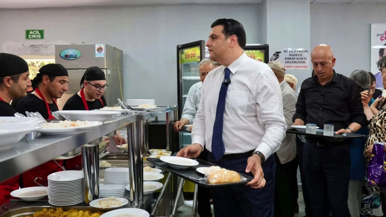 Gaziantep Umut Yılmaz'ın Lokantasına Akın Etti! Çünkü Bu Lokantada 3 Çeşit Yemek 45 Lira!