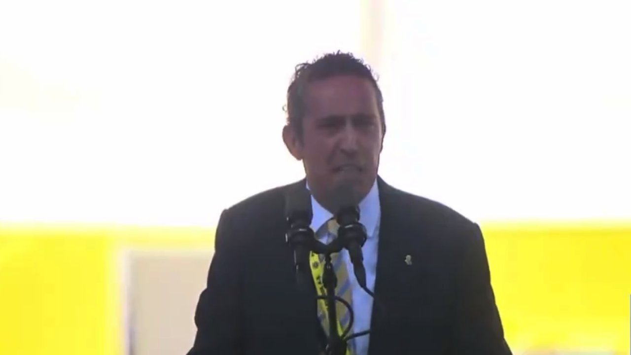 Ali Koç Aziz Yıldırım'a Meydan Okudu: 'BEN BU ZİHNİYETE KARŞI OLDUĞUM İÇİN ADAYIM'