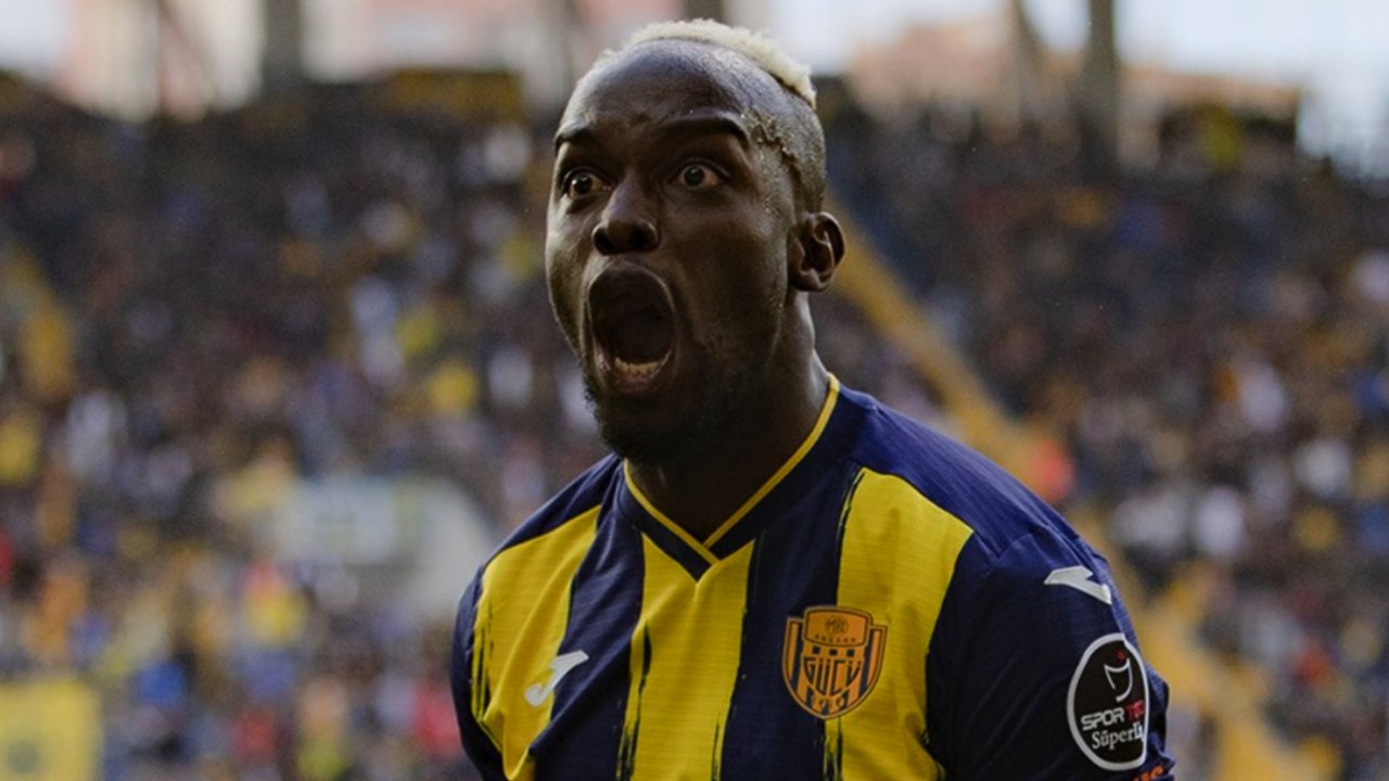 Gaziantep FK'nin İstediği Forvete Trabzonspor Talip Oldu