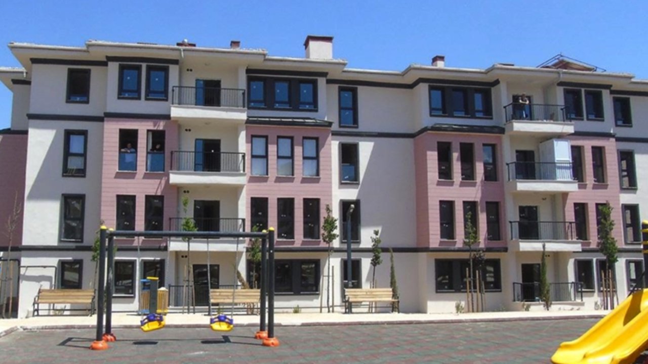 Gaziantep'in İslahiye ilçesinde afetzedeler Kurban Bayramı'na yeni evlerinde girecek